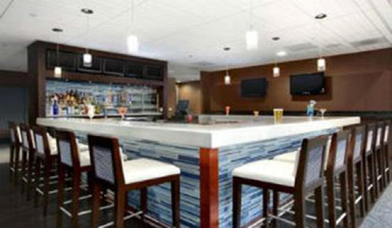 Hotel Airport & Conference Center 4*