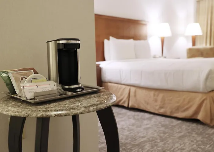 Ontario Airport Hotel&Conference Center