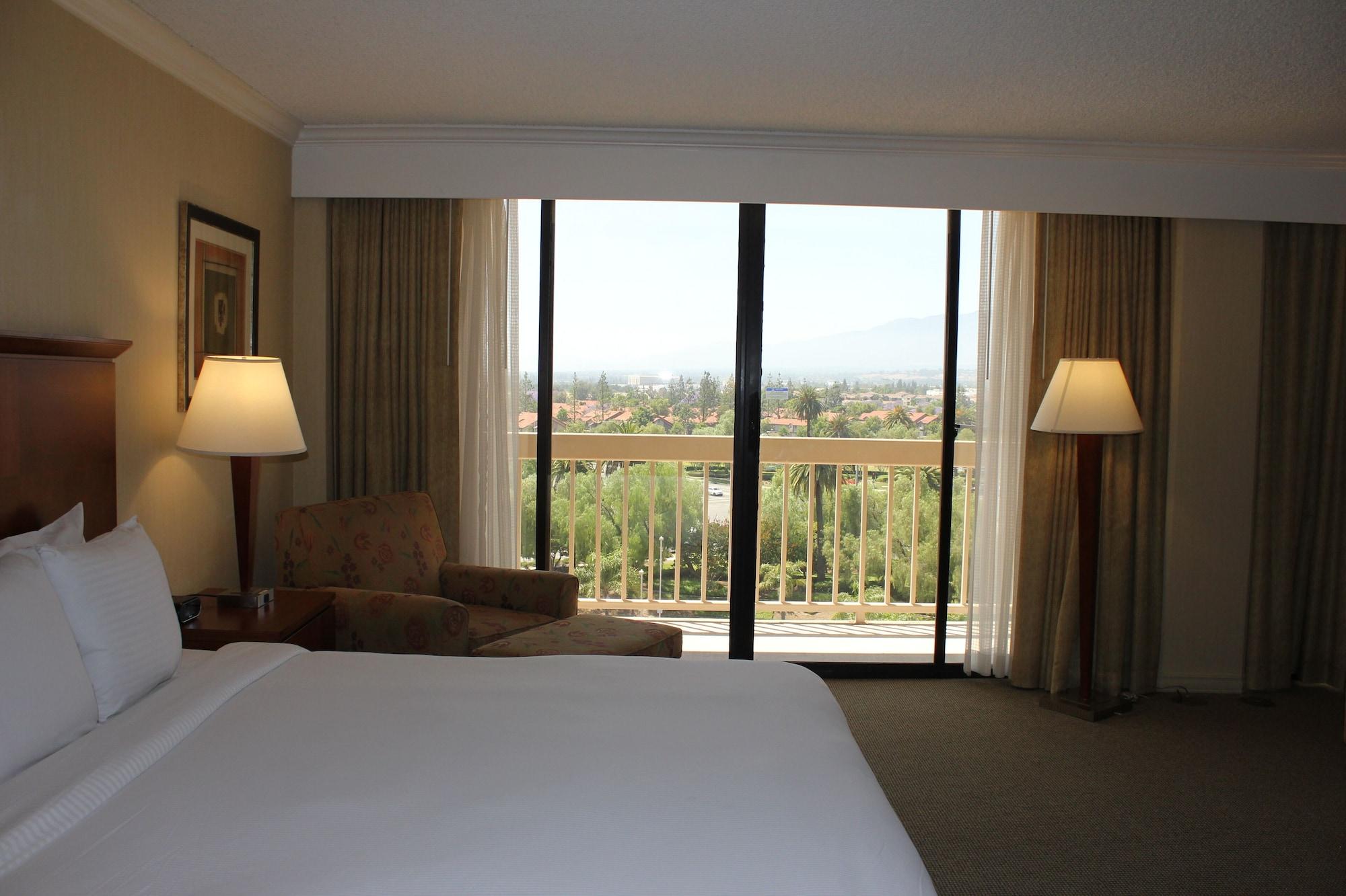 Airport Hotel&conference Center Ontario
