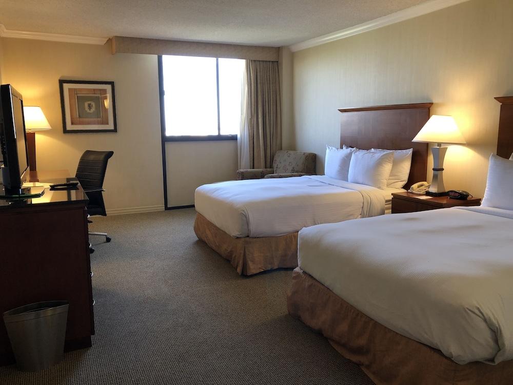 Airport Hotel&conference Center