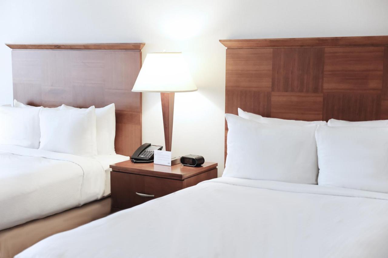 Airport Hotel&conference Center Hotel