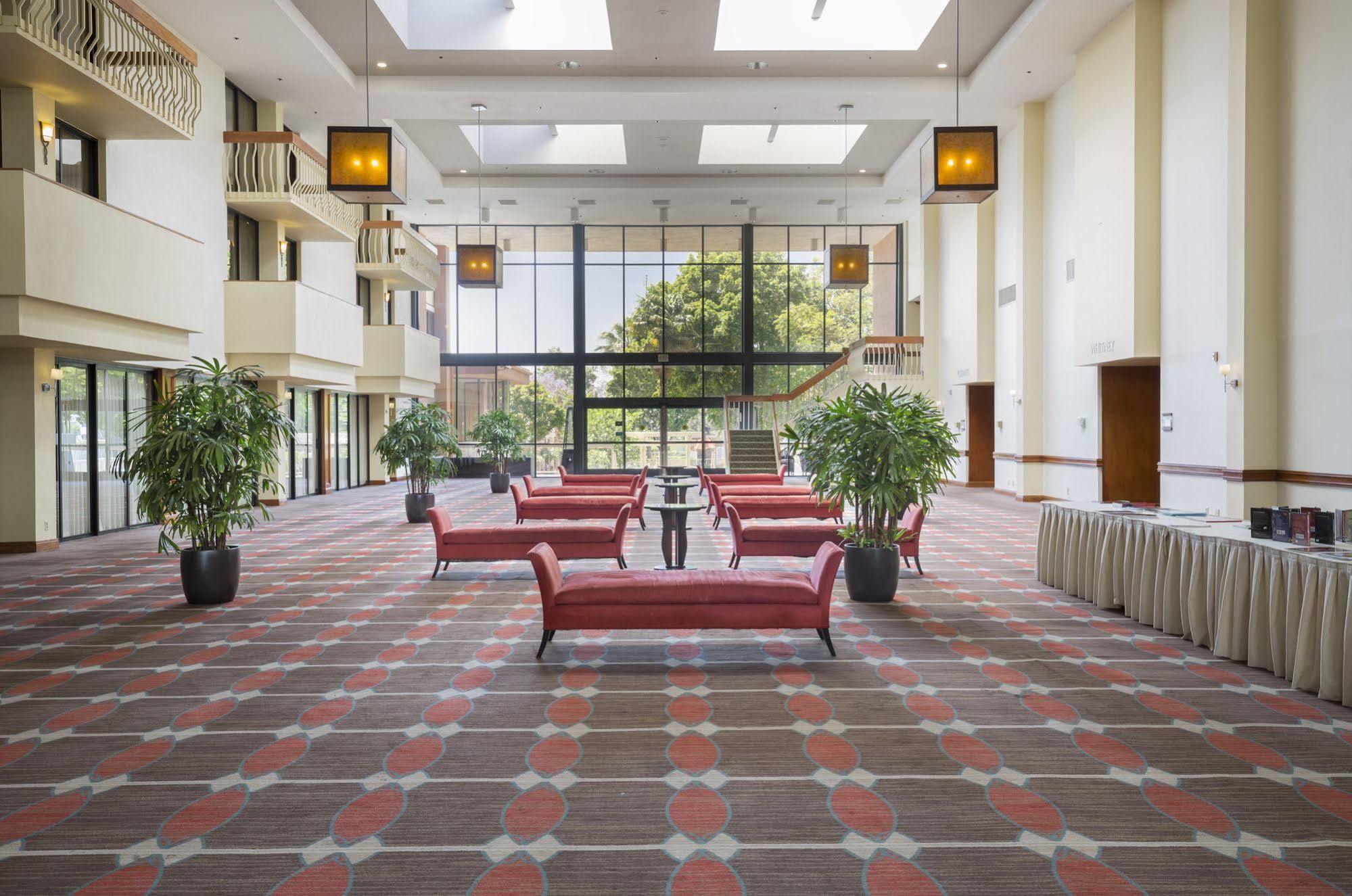 Hotel Airport Hotel&conference Center Ontario