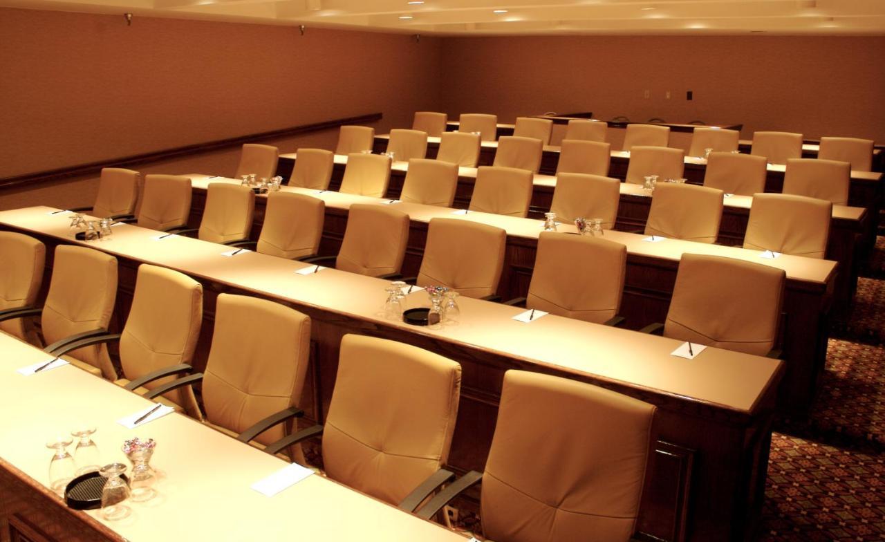 Airport Hotel&conference Center Hotel